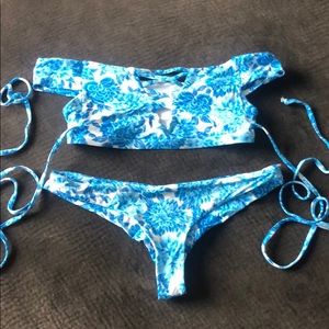 Frankie’s bikinis two piece